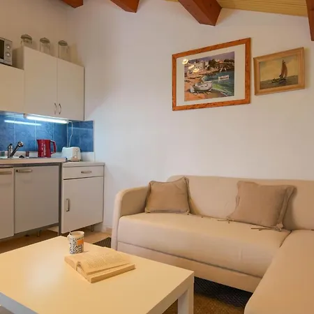 El Boticari Tatil Evi